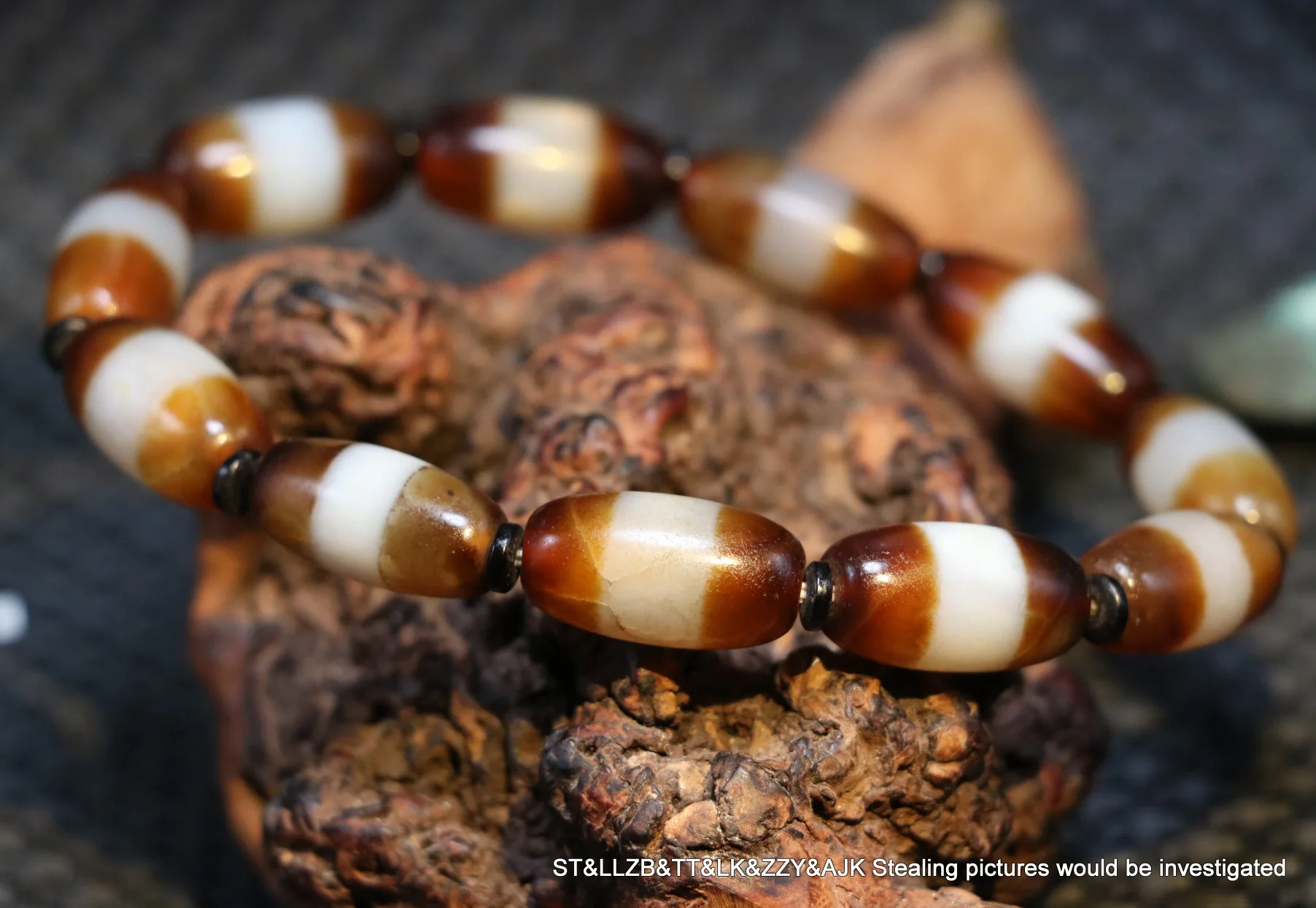 Energy Tibetan Old Magic Agate Black&White Stripe Totem dZi Bead Amulet Bracelet From timestown Sauces Top Grade