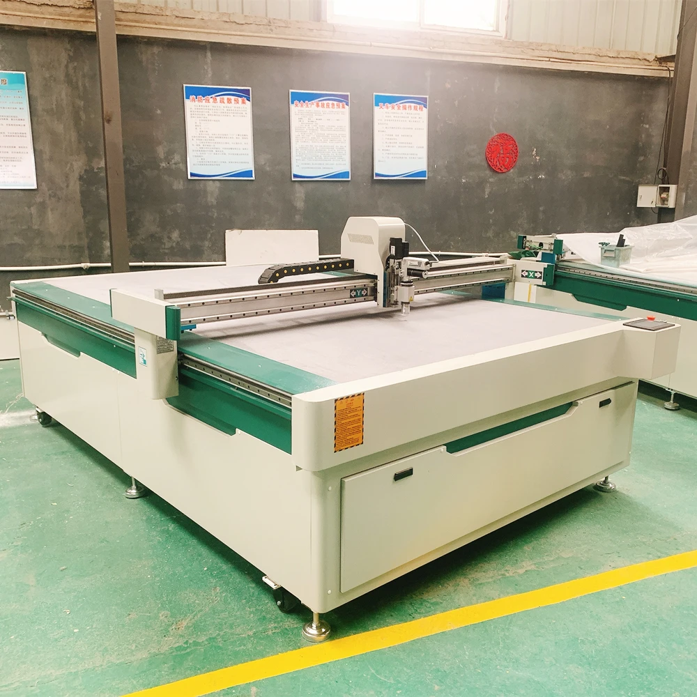 Цифровой кожаный текстиль Cnc резак вибрирующее лезвие режущий станок 1625 Серводвигатель резак