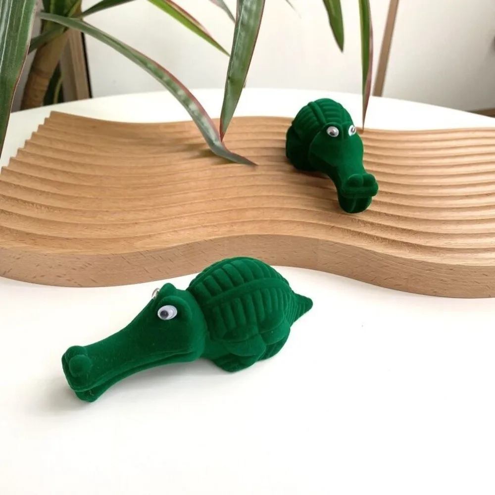 

Флокированная шкатулка для драгоценностей с изображением льва, крокодила, креативная шкатулка для колец для щенка, осьминог, многофункциональный органайзер для ожерелья с коалой, предложение