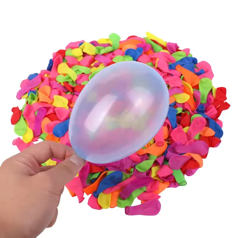 111個入り カラフルクイックフィル水風船 自己密封式水しぶ - Party Games Using Balloons のレビューと価格