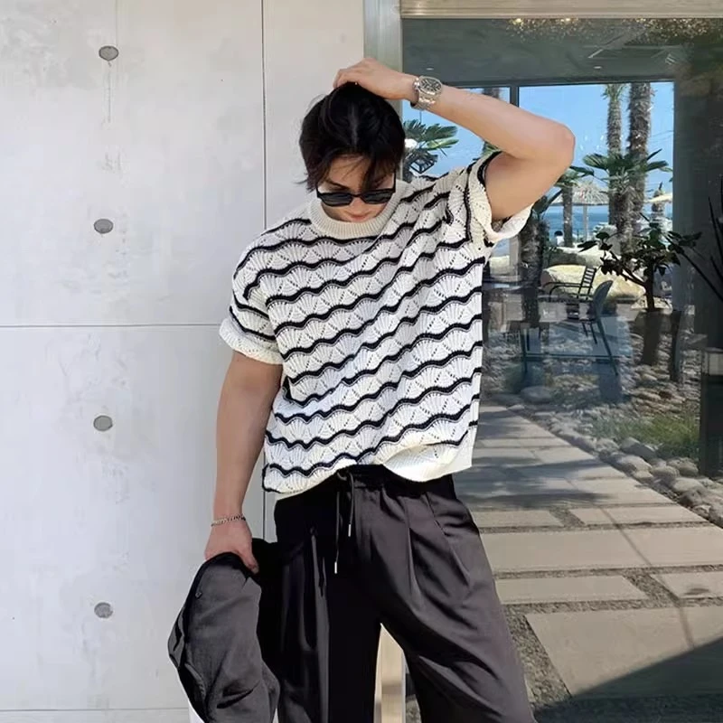 

Summer Men's Hollow Knit T-shirt Premium Textured Jacquard Wave Pattern Short Sleeve Casual Shirt
