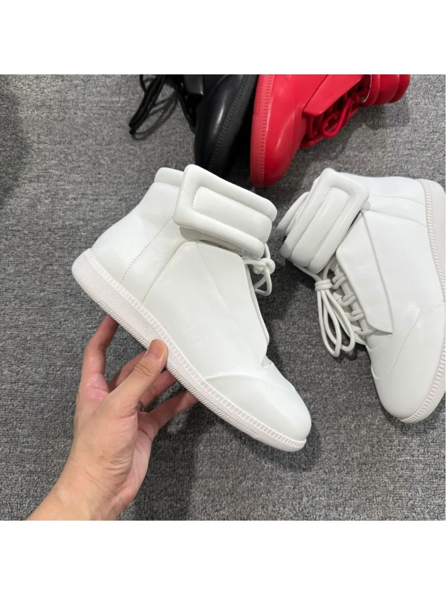 Schuhe für Herren Echtleder Freizeitschuhe Street-Trend High-Tops Flache Skateboard-Schuhe Paar-Coole Schnür-Sneaker