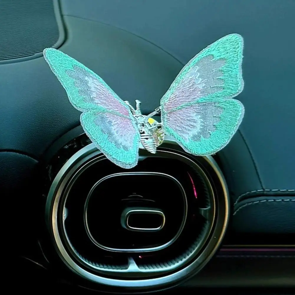 Moving Butterfly Car Dashboard Decor Auto Center Console Air Vent Decorative Ornament Car Interior Car Accessories