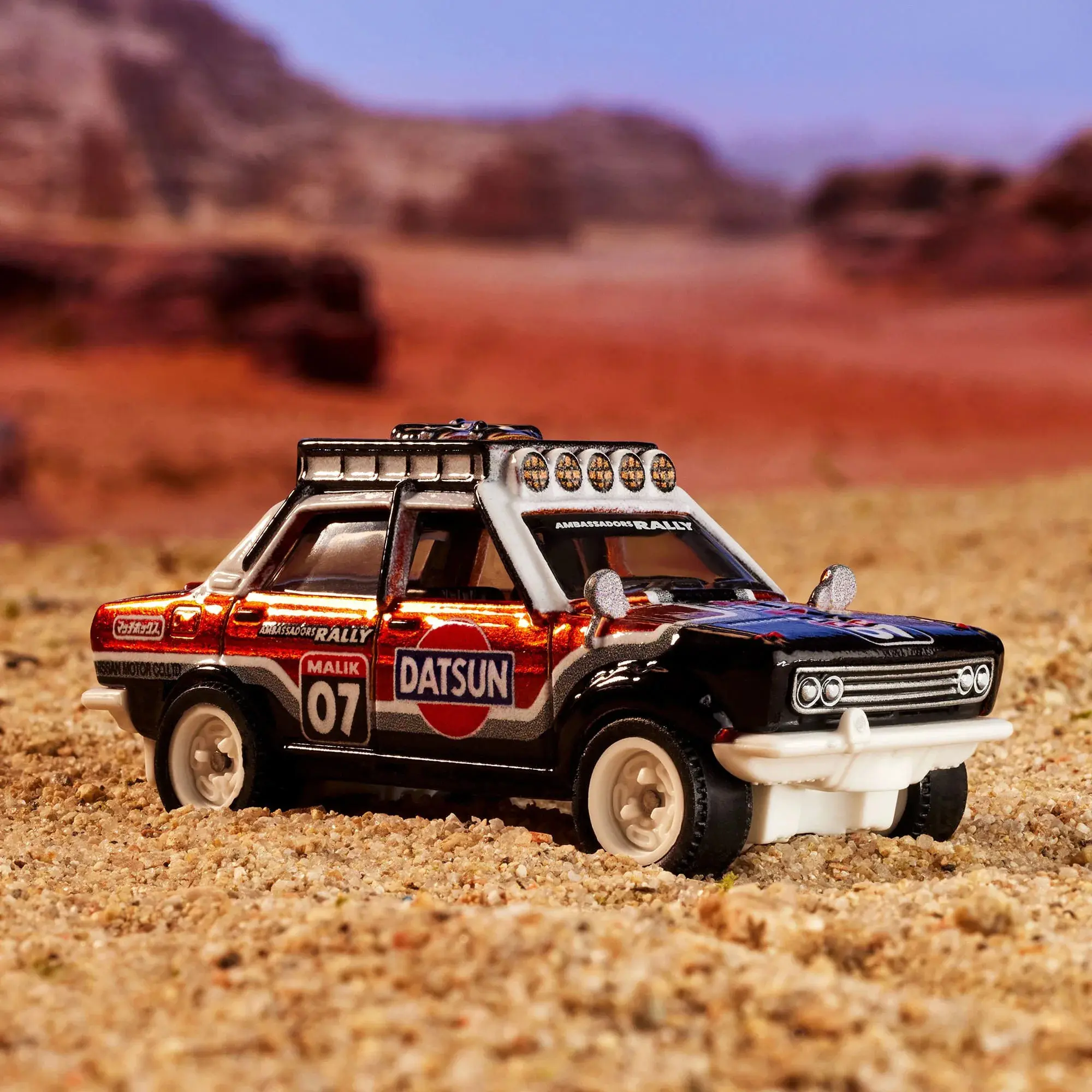 Matchbox 1970 Datsun 510 Rally 1/64 Metal Die-cast Model Collection Toy Vehicles