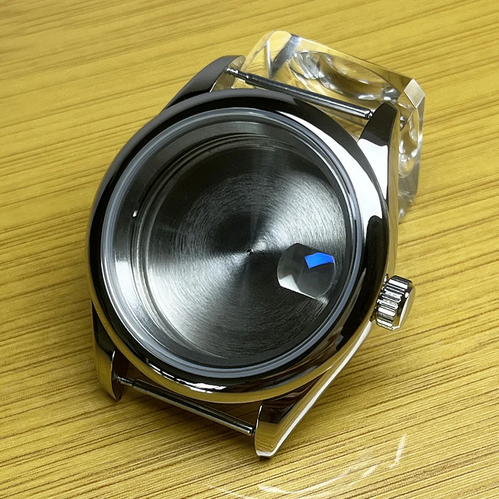 ساعة من الفولاذ المقاوم للصدأ 36 ملم/39 ملم، حركة NH35/NH36، زجاج ياقوتي مقاوم للماء، قرص 28.5 ملم، نافذة التاريخ، علبة