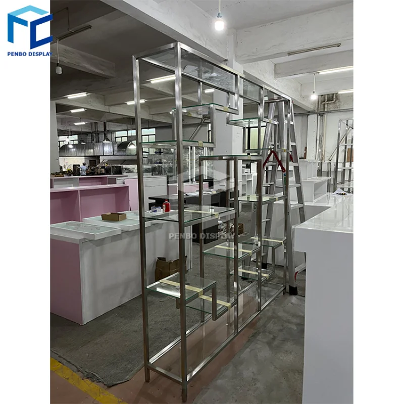 2025customized.Fashion Custom 2 Sided Souvenir Accessories Floor Stand Interior Design Hot Shop Display Rack Boutique S