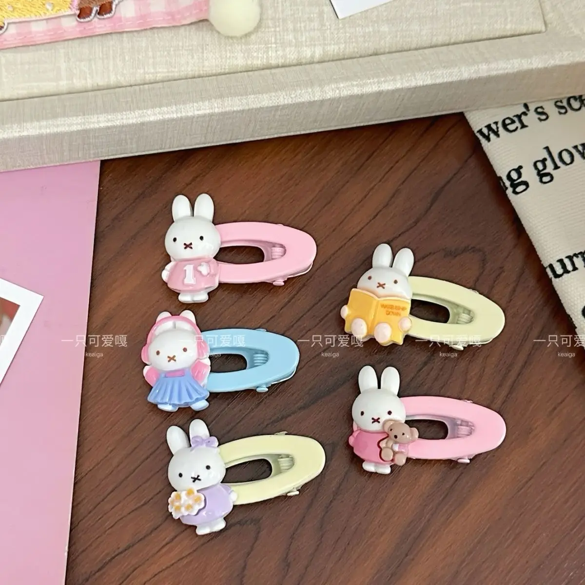 5 SZT. Spineczek do włosów Miffy Słodkie Dziewczęce Kolory Dopaminowe Kreskówkowe Klipsy z Kaczym Dziobem Uczennice Dzieci Kawaii Kreskówkowe Akcesoria do Włosów Prezent