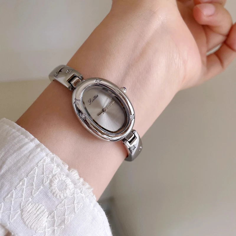 Classic Trend Ladies Watch Elegant and Simple 2025 Waterproof Quartz Watch Birthday Gift Student