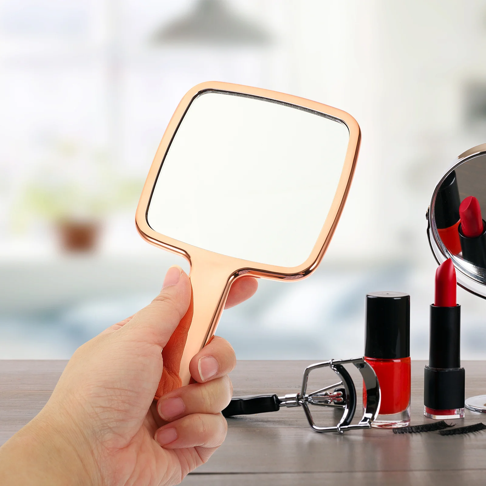 

Gorgeous Electroplated Makeup Mirror Lightweight Compact Portable Travel Pocket Makeup Looking-Glass Handheld Women Mirror