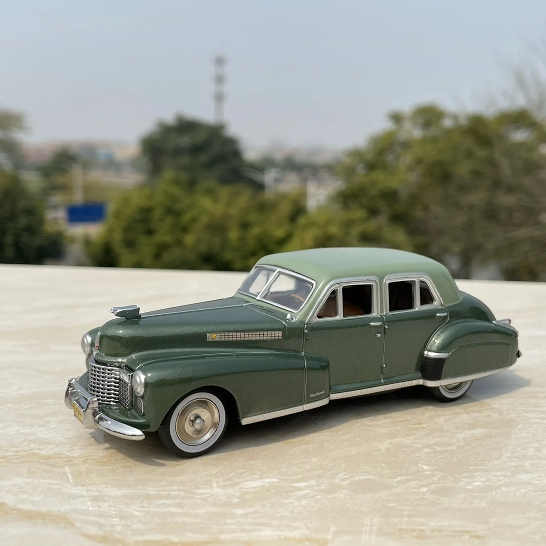 Diecast Maßstab 1:43 Cadillac Oldtimer Legierung Automodell Sammlerstück Spielzeug Geschenk Souvenir Display Ornament