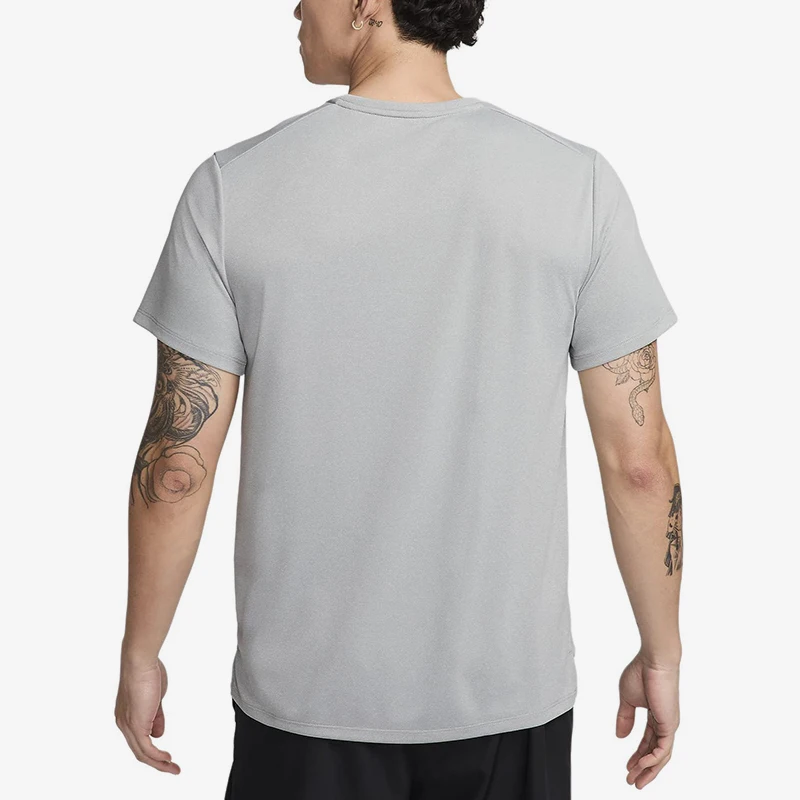 Nike genuine comfortable men's sports breathable hood, durable round neck short sleeved shirt DV9316-098