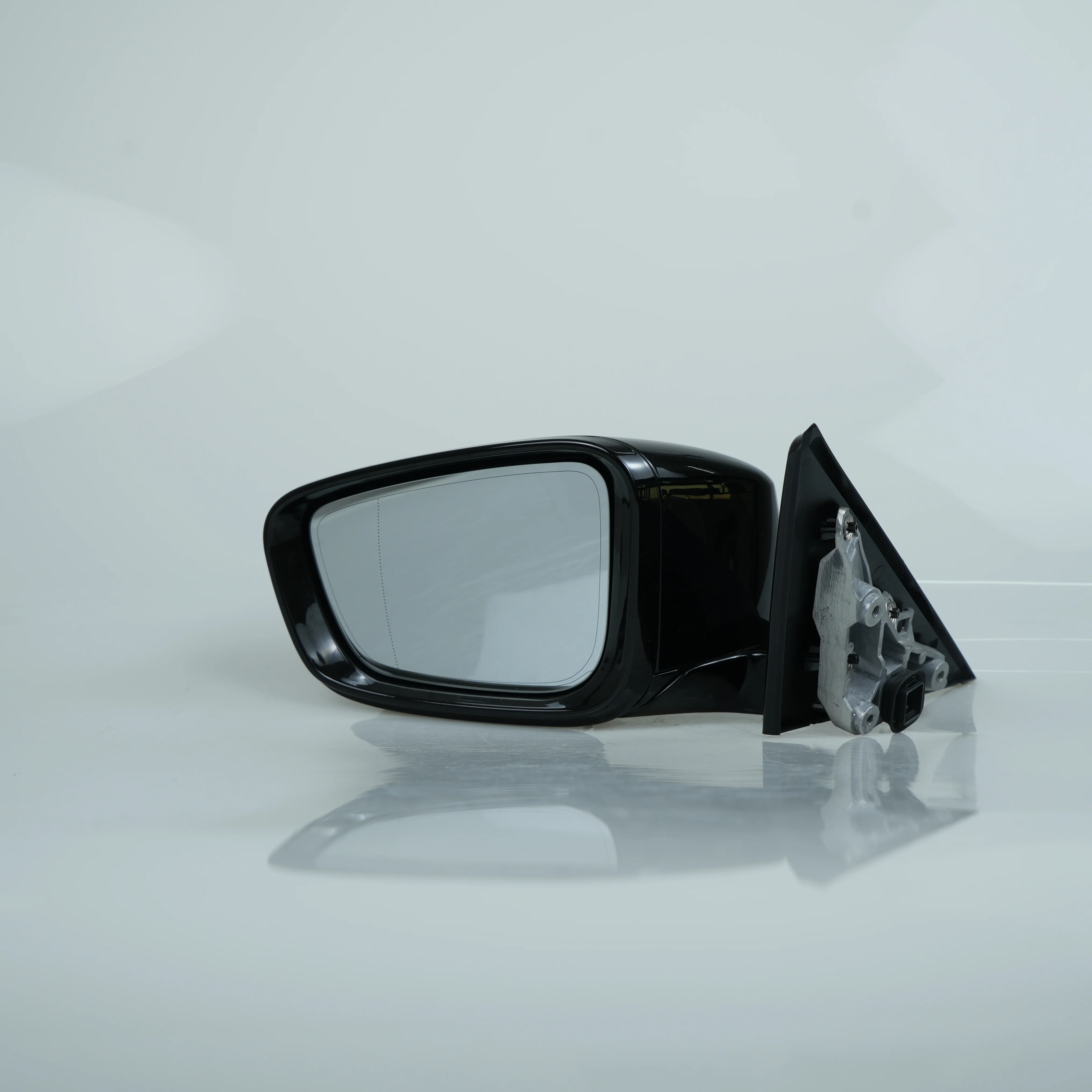 

Durable Folding Rearview Mirror Assembly 51165A08391/51165A08392 Specific for BW G22G26 2020 Models