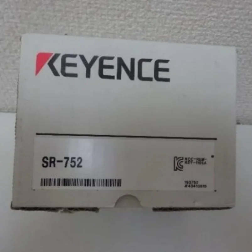 1PC  New KEYENCE SR-752 SR752 Code Reader  In Stock #familitrade