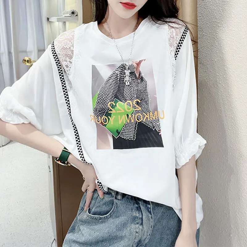 Casual Stylish Letter Printed Blouse Commute Lace Patchwork 2023 Summer Korean Plaid Female Clothing Shirring Round Neck Shirt