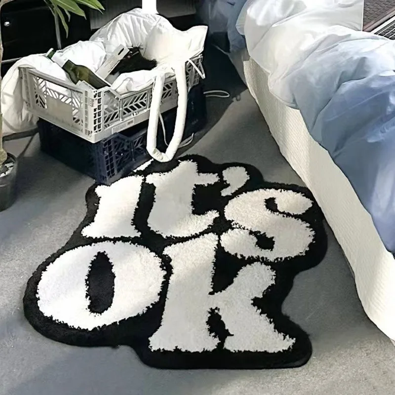 

Ковер плюшевый в скандинавском стиле с надписью It's OK