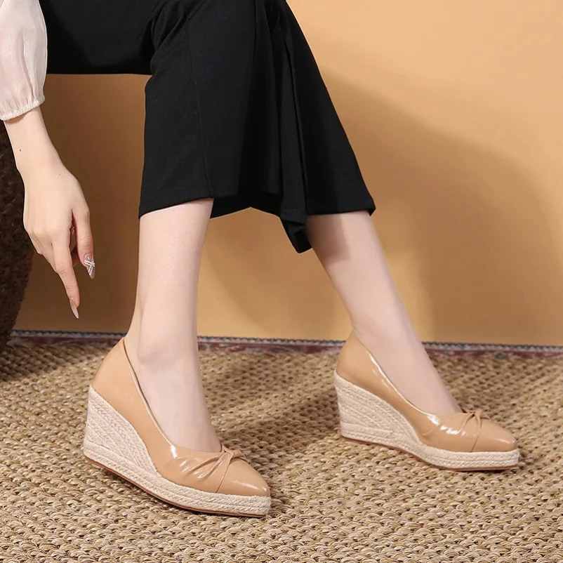 

Женская обувь на танкетке 2025 года, женская офисная обувь на каблуке, женские туфли-лодочки на высоком каблуке, женская обувь, роскошные черные туфли на каблуке