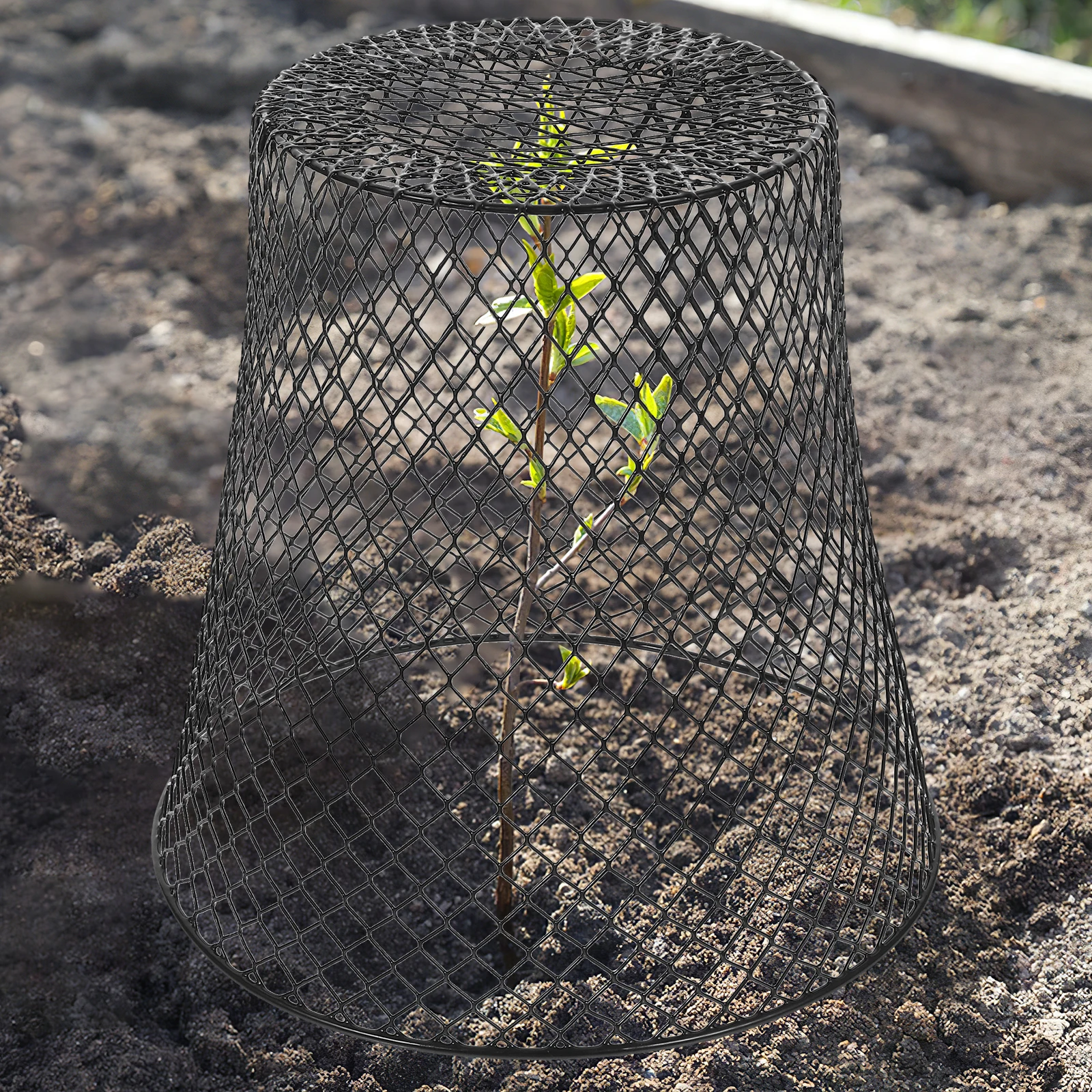 

4 Pcs Protection Cover Mesh Designed Plant Protective Cage Cage Iron Plant Protector for Garden Yard Multi use Protector