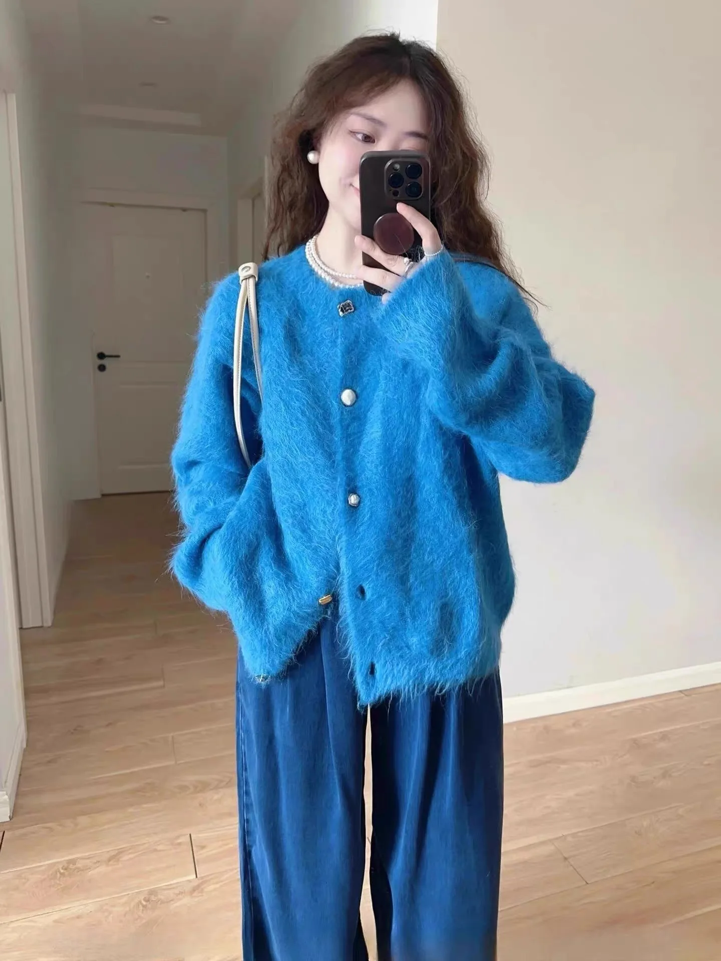 

Blue Mink Knitted Loose Cardigan Women's Fashionable Fluffy Sweater Outerwear Autumn Winter Warm Cozy round Neck Long Sleeve