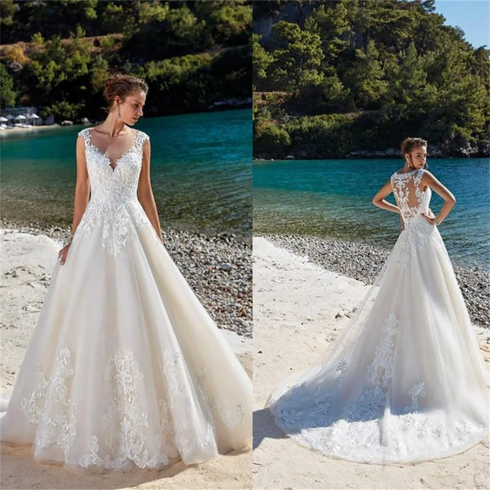 Beach A-Line Wedding DressesV Neck Sleeveless Illusion Button Wedding Dress Bridal Gown Applique Bride Robe Lace Robe De Mariée