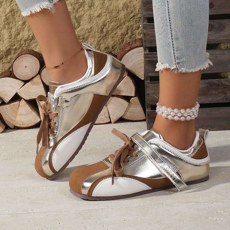 أحذية تدريب ألمانية جديدة لخريف 2025 - أحذية رياضية مسطحة متعددة الاستخدامات، مريحة، تفاصيل فيونكة، أحذية فردية غير رسمية