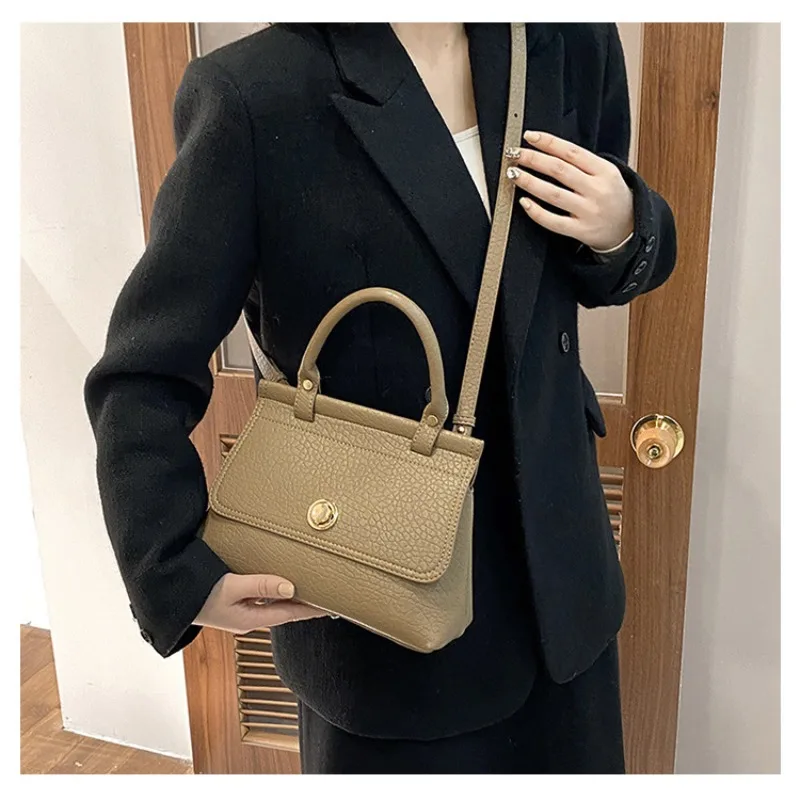 

Fashion popular texture handbag female 2025 spring and summer new commuter small square bag retro foreign-style crossbody bag