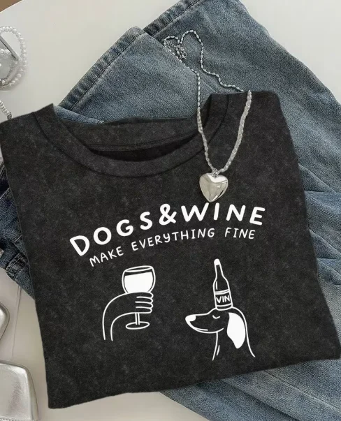 Cartoon Puppy and Wine Printed T-shirt Made of Old Washed Short Sleeved T-shirt Suitable for Daily Fashion Wear T-shirts