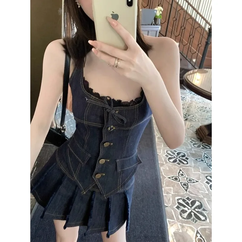 

Women's Retro Denim Two Piece Set Sleeveless Vest Top Pleated Mini Skirt Outfit for Summer