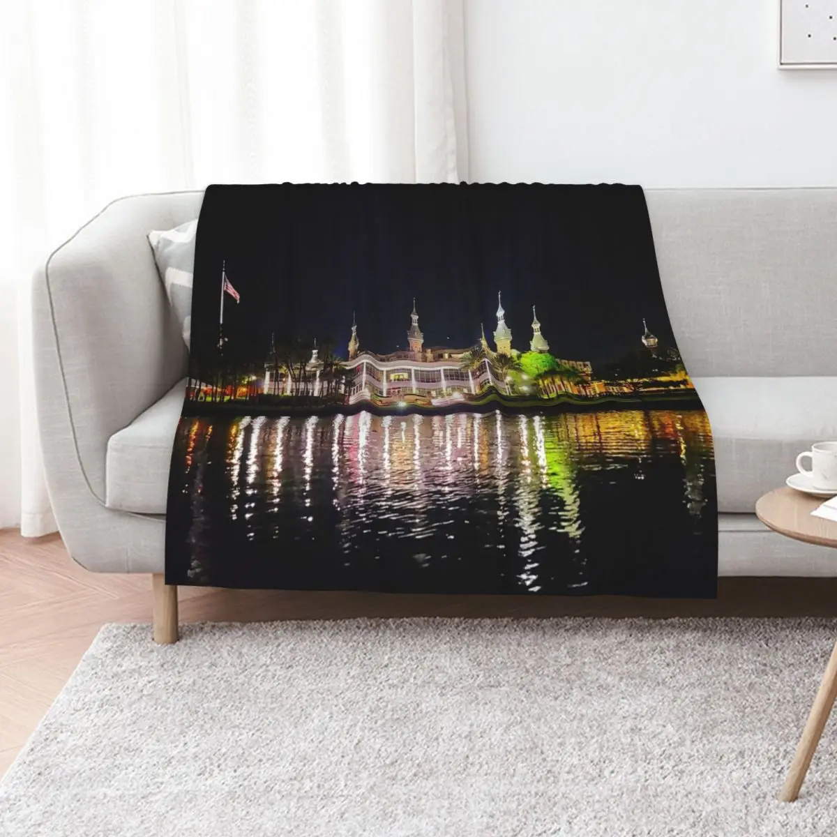 City Of Tampa Riverwalk And The University of Tampa Throw Blanket Stuffeds Vintage Decorative Throw heavy to sleep Warm Blankets