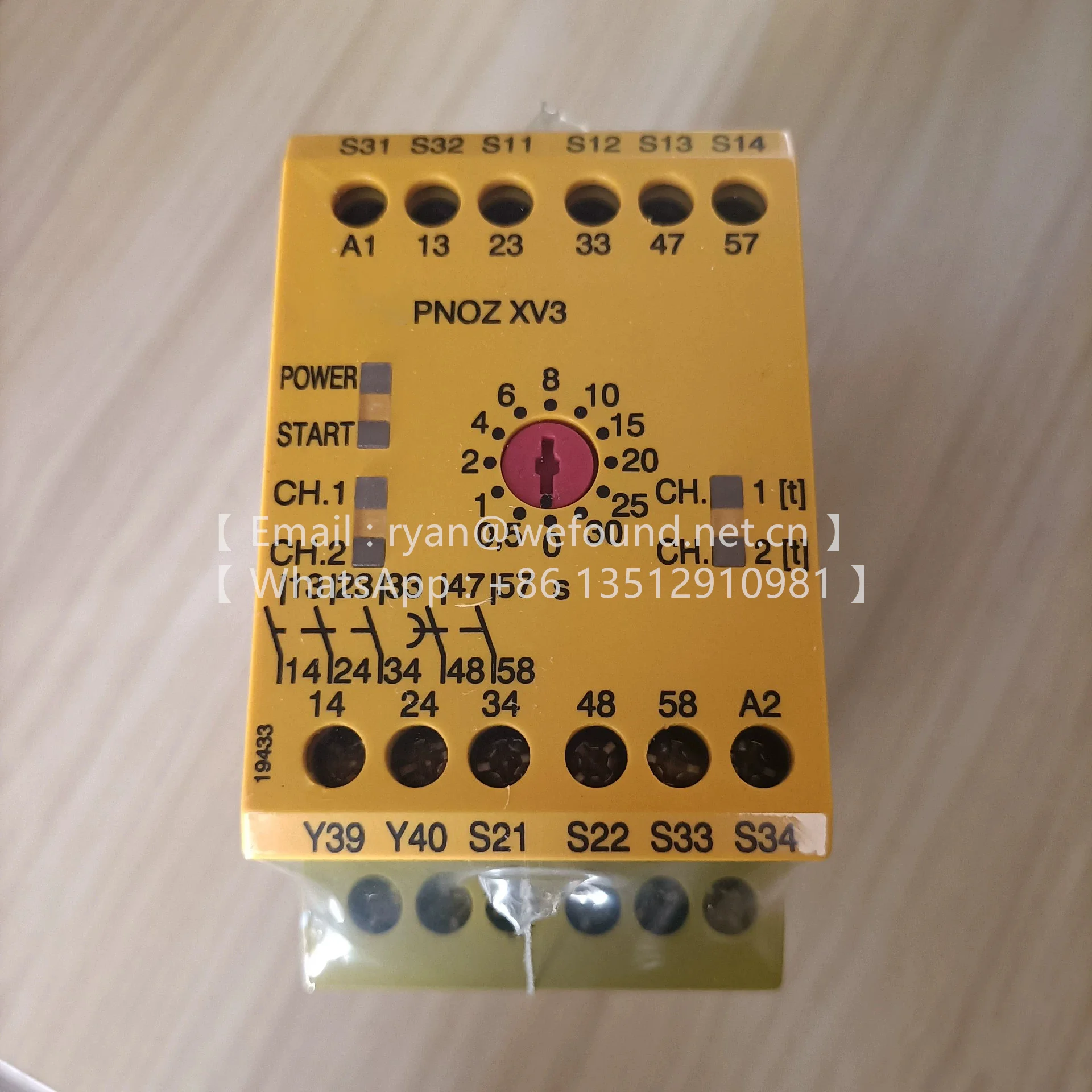 774540 Safety relay  PNOZ XV3 30/24VDC 3n/o 2n/o t