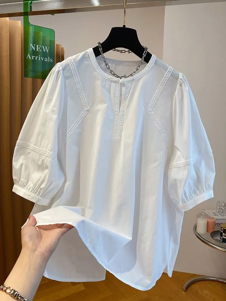 

White Round Neck Loose Shirt For Women 2025 New Summer Loose And Versatile Casual Pullover Short Sleeved Top