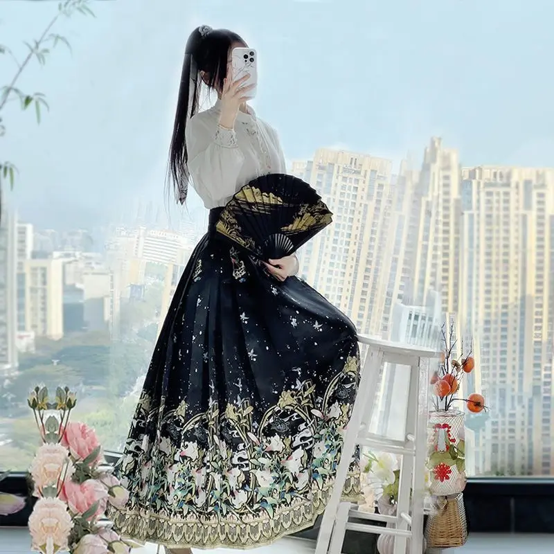 

Комплект в стиле династии Мин: улучшенный дизайн для повседневной носки, воротник-стойка, юбка-хорнет, для взрослых женщин, оригинальный ханьфу.