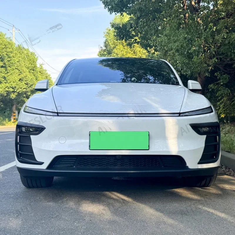 

High Quality New Model Y Juniper 2025 2026 Front Bumper Wind Knife Spoiler 1Pair Car Lamp Trim Cover Fog Light Eyebrow
