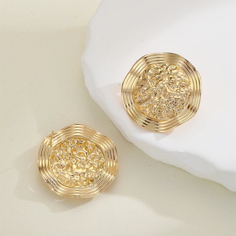 Vintage Luxury Gold Color Stud Earrings For Women Exquisite Temperament Metal Geometric Round Earrings Party Ear Jewelry