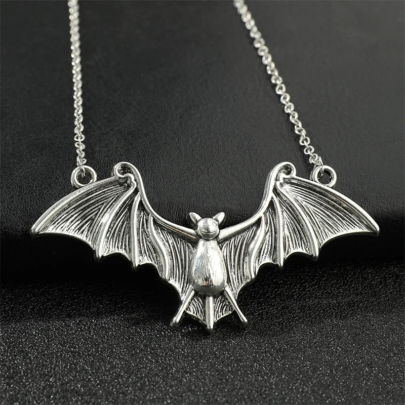 Goth Emo Neck Vintage Punk Gothic Bat Chain Necklace For Women Men Animals Choker Halloween Collar Hip Hop Girls Jewelry Gift