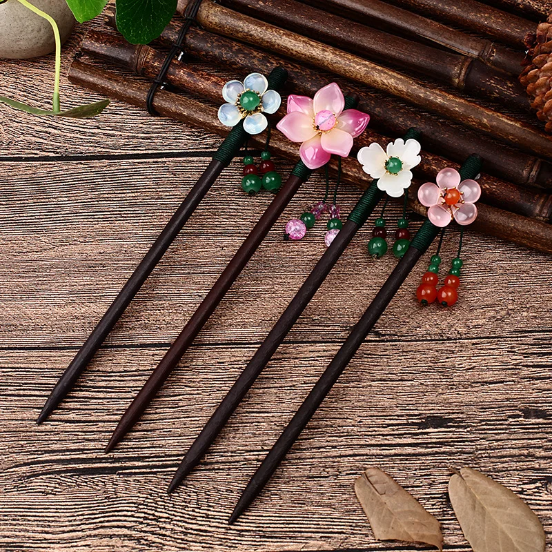 

Refresh Retro Wooden Hairpins Glass Imitation Jade Flower Tassel Hang Ethnic Style Handmade Buyao Hairpins Hair Disk Women