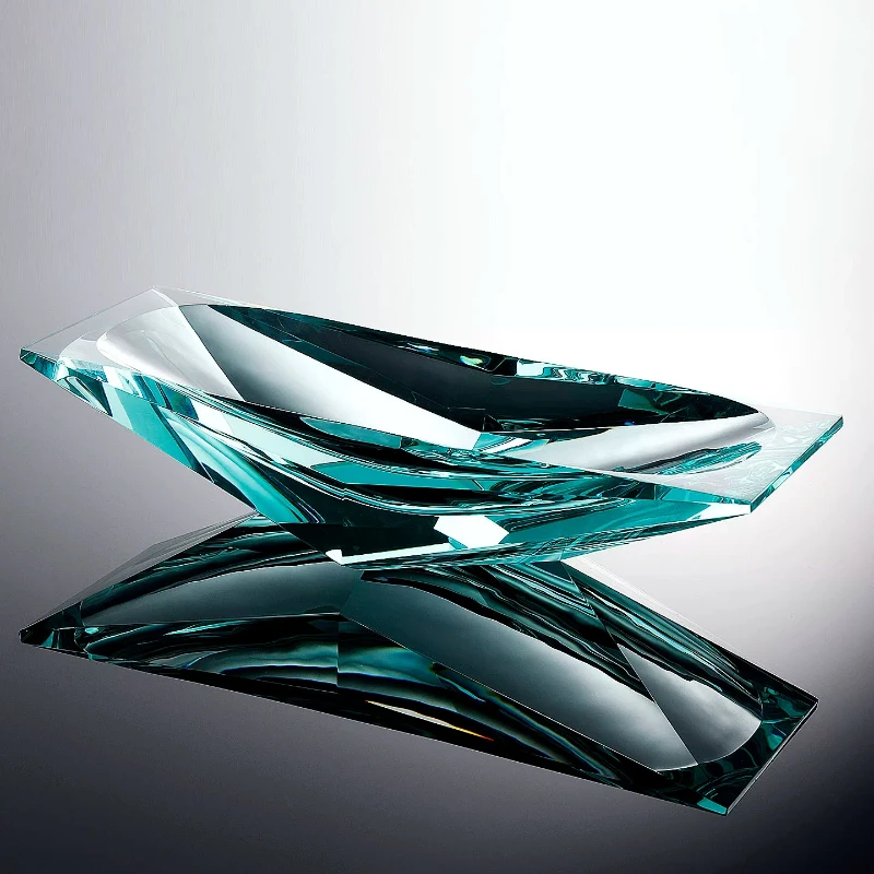 

Creative multi-faceted crystal glass long fruit plate, high-end living room large storage plate