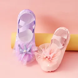 Zapato de baile de suela suave para niños, zapatos de princesa de gimnasia para interiores, con encaje de flor satinada y garra de gato para practicar Ballet y Yoga