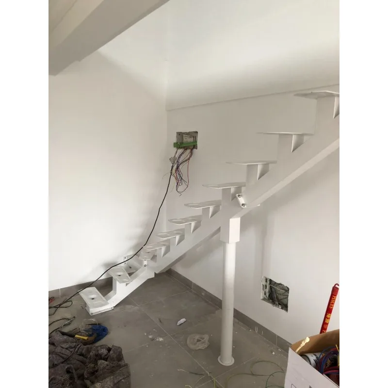 

Indoor steel and wood rotating finished staircase loft keel duplex villa integral staircase household solid wood tread