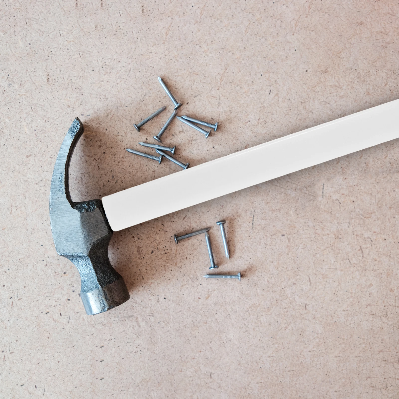

Rubber Hammer Handle Comfortable Grip Anti Slip Durable Material Carpenter Tools Home Repair Accessories Mini Hammer Outdoor