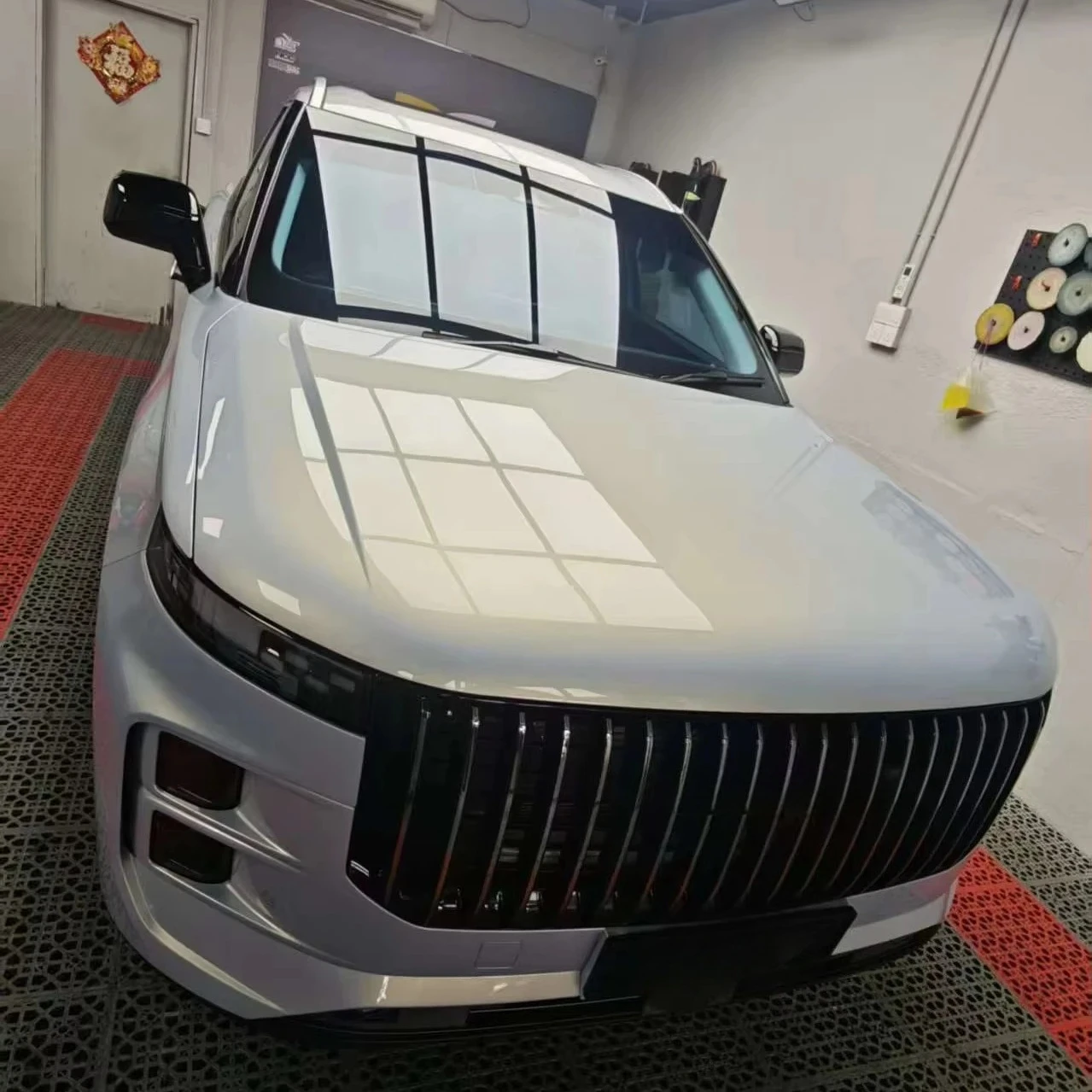 Hydrophobic High Gloss PPF TPU Paint Protection Film Self Healing Super Tensile Strength Non Yellowing Car Film Hydrophobic PPF