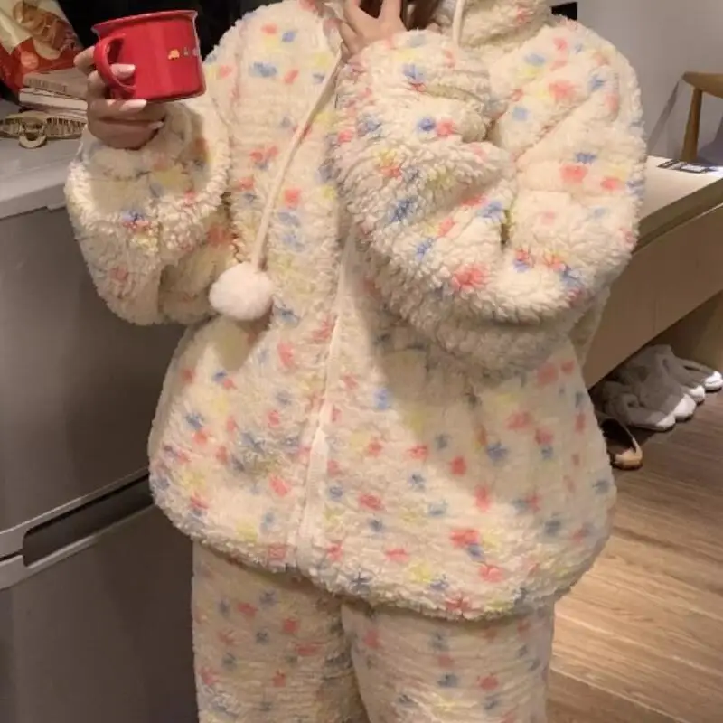 Pigiama con cappuccio da ragazza Completo invernale colorato a pois foderato in pile per il tempo libero Abbigliamento per la casa carino Addensare Tenere al caldo Set di indumenti da notte in flanella