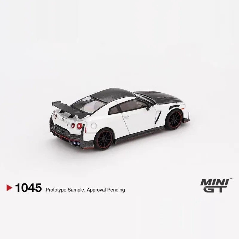 MINIGT 1:64 #1045 Nissan GTR R35 white, simulation alloy car model new product