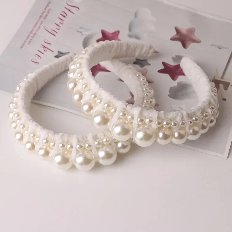 New Women Fashion Retro Pearl Headbands Exquisite Hair Accessories for Women's Hands Girl's Hair Accessories Fashion Gifts