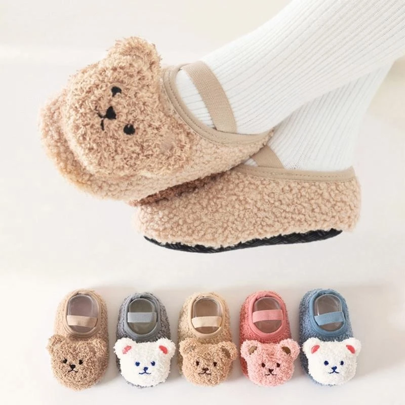 

M76C 1 пара детских прогулочных туфель с мультяшным медведем, домашние детские напольные носки, утолщенная обувь