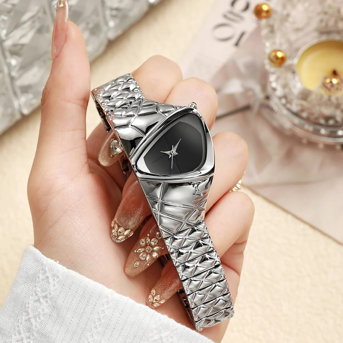 NEW Personality Y2K Mens Quartz Watch Snake Shaped Dragon Scale Stainless Steel Band Special Dial Fashion Cyberpunk Wristwatch