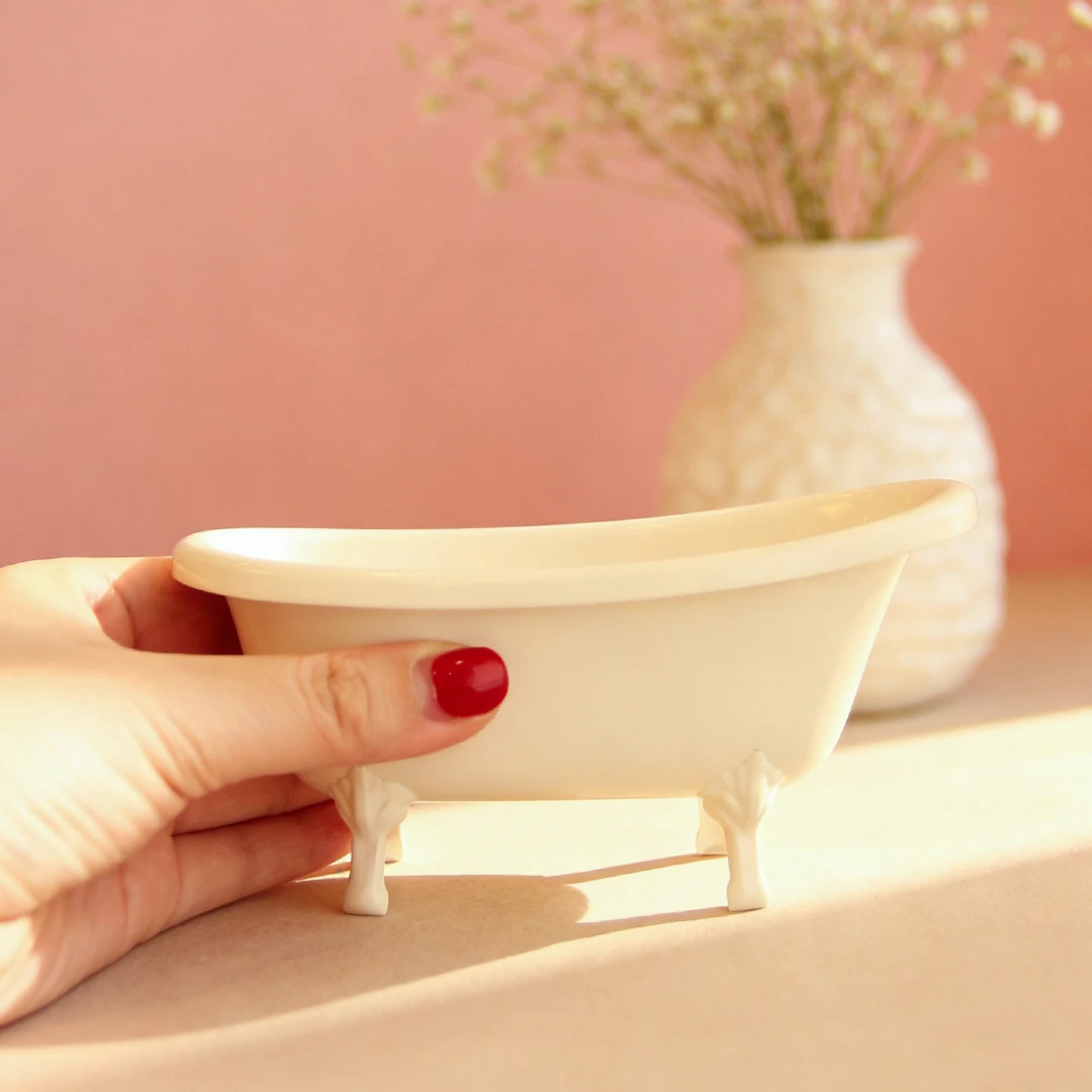 Handcrafted Iron Casting 1:12 Scale Dollhouse Furniture & Accessories Stylish Nordic-Style Miniature Bathtub Model