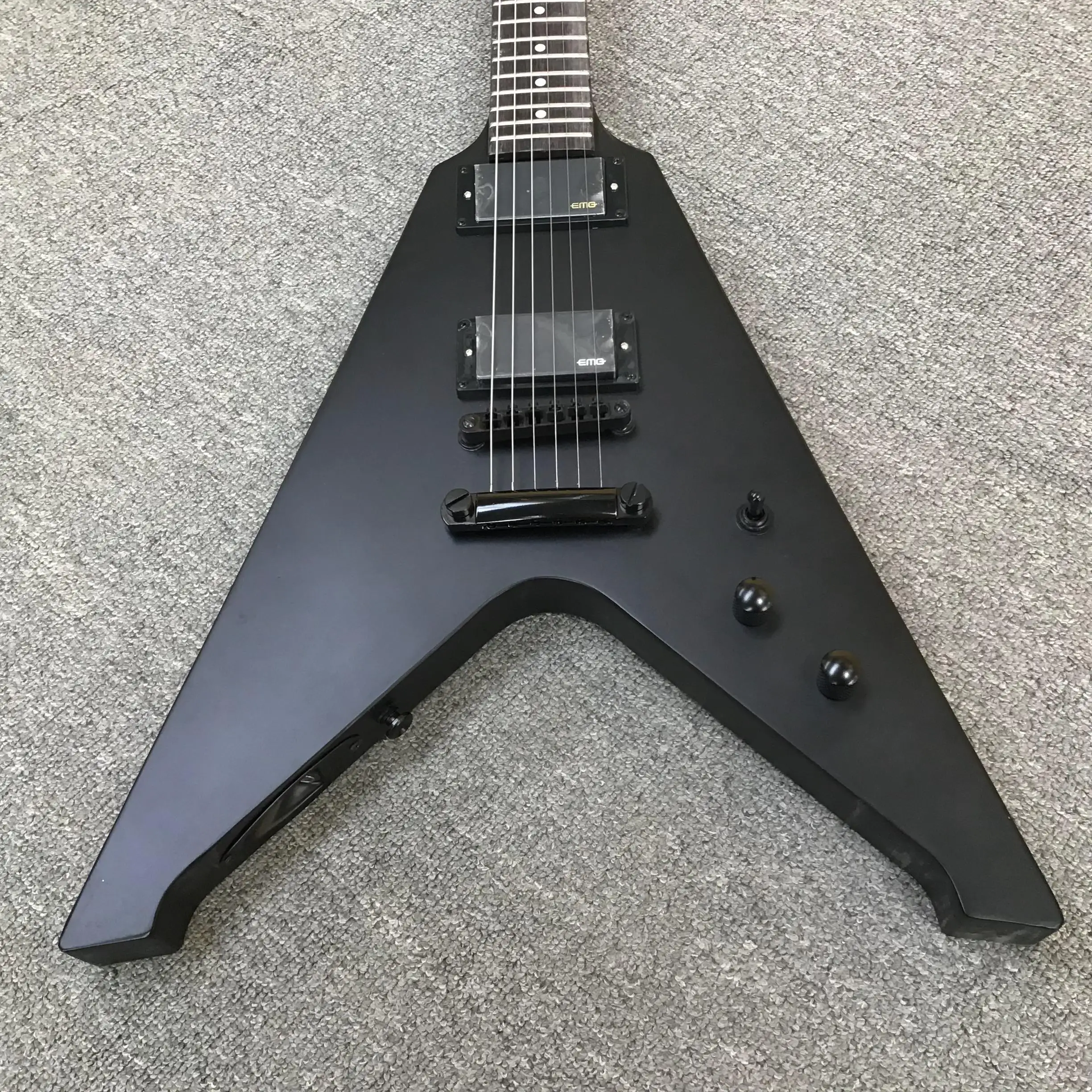 V-Style 6-String Electric Guitar Matte Black H-H Pickup Fixed Bridge High-End Guitar for Advanced Players