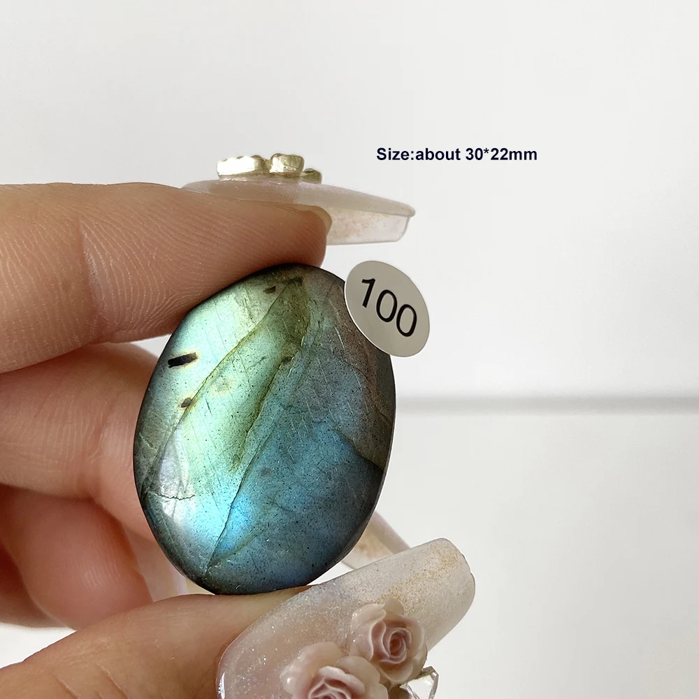 1PC Natural Flash Labradorite Palm Stone Polished Smooth Crystal Specimen Home Ornament Collection Decor