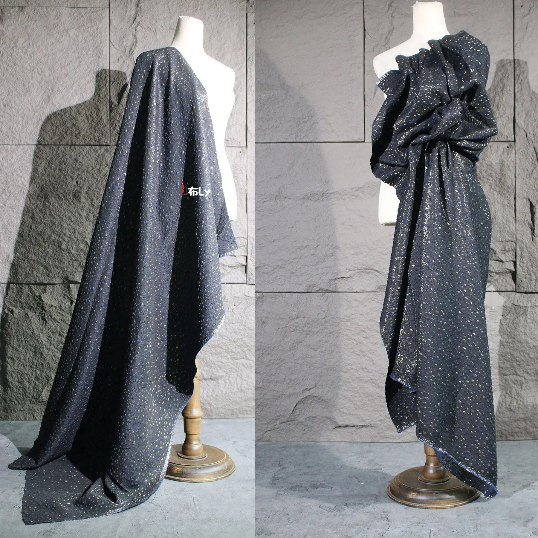 

Creative Pebble Jacquard Fabric, 3D Embossed Dot Gloss, High-end Material for Dress & Designer Fashion