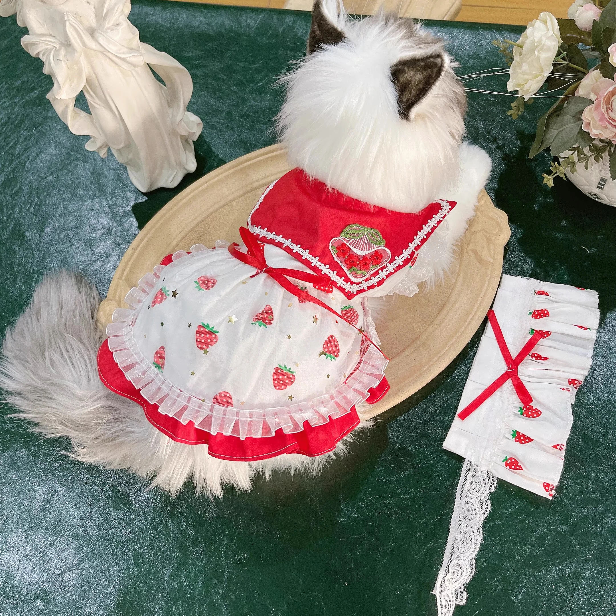 Original Pet Cat Dog Rabbit Dress Princess Red Strawberry Yorkshire Bee Bear